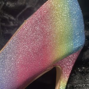 Multi color pointy toe pumps